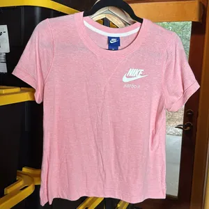 Nike Pink Just Do It Short Sleeve Tee Women’s Athletic Top Size Medium thumbnail 3