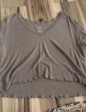 Brown American eagle top thumbnail 1