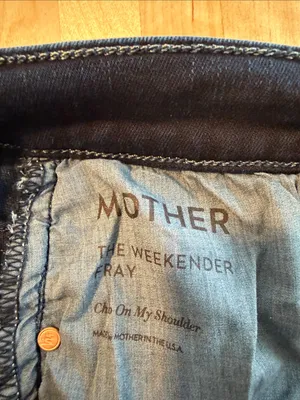 MOTHER The Weekender Fray in Chip On My Shoulder Dark Wash MidRise Flare Jean 28 thumbnail 11