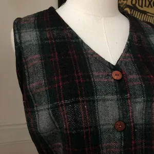 Vintage No Barriers Plaid Wool Fringe Crop Vest L thumbnail 3