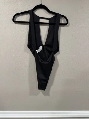 NWT I Saw It First Black Bodysuit thumbnail 3