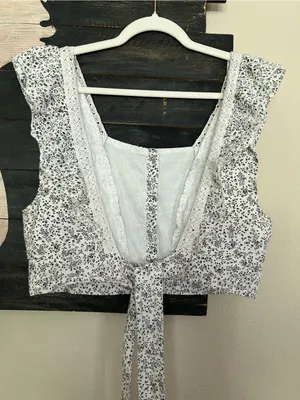 American Eagle Outfitters Floral Tie Open-Back Ruffle Crop Top Lace Eyelet Trim thumbnail 6