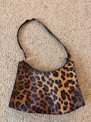 Amazon Leopard print purse thumbnail 1