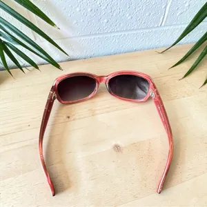 Juicy Couture Oversized Two-Tone Sunglasses Designer Fashion thumbnail 3