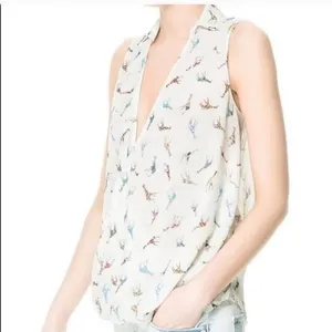 Zara Trafaluc Womens XS White Colorful Giraffe Print Sleeveless‎ Wrap Blouse Top thumbnail 2