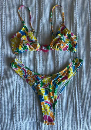 Xhilaration Bikini Set Floral thumbnail 1