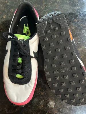 Nike Waffle Tennis Shoes Bright Colors Unique thumbnail 2