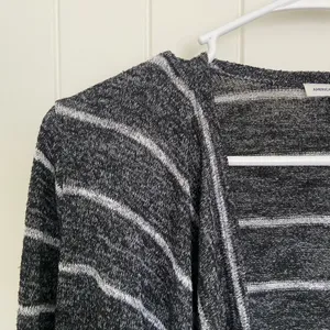EUC | American‎ Eagle Outfitters women’s long soft knit cardigan — small thumbnail 3