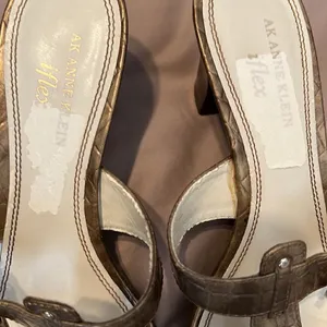 Anne Klein Halen size 9.5 gold buckle sandals some signs of wear thumbnail 16