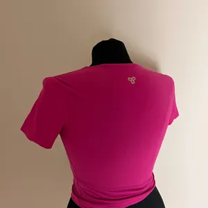 Aritzia Golden Fuchsia Crop Top thumbnail 2