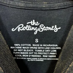 The Rolling Stones Classic Hot Lips Logo Rock Tee Small thumbnail 4