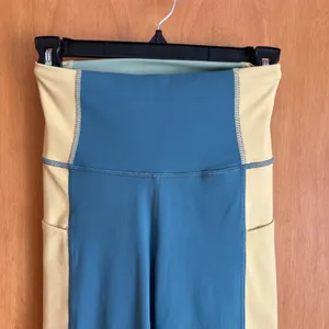 Cotopaxi Maestra Tight Women XS Blue Yellow Colorblock Pockets F21470W210 thumbnail 5