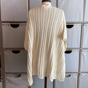 Gap Crochet poncho thumbnail 4
