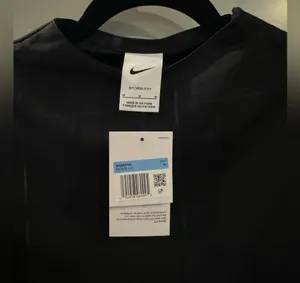 Nike storm pullover. Great for baseball/softball! Women’s medium! thumbnail 2
