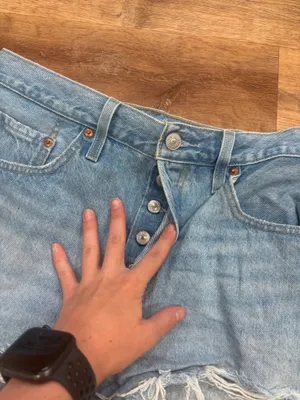 Levi’s 501 Shorts High-Rise Button Fly thumbnail 3