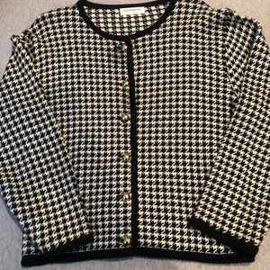 Liz Claiborne Ladies houndstooth button up Jacket Sweater thumbnail 1