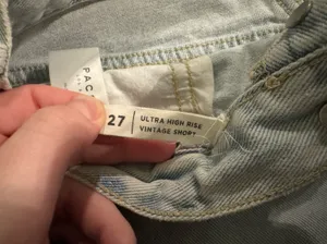 light wash jean shorts thumbnail 3