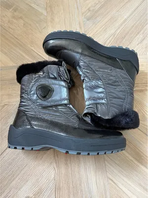Pajar Canada Moscou 3.0 Ice Grip Ankle Boots Size 37 or 6.5 Faux Fur Winter thumbnail 4