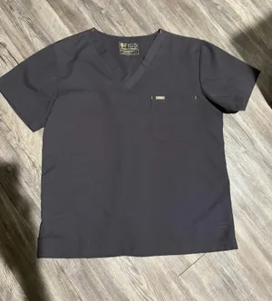 Figs Sz L Scrub Top thumbnail 1