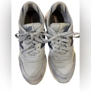 New Balance Women's Fresh Foam X70 V1 shoe size 8 thumbnail 8