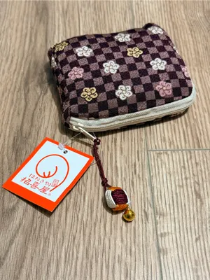 Cute Japanese Coin Purse Kimono Fabric Brocade Plum Blossom Zip Pouch NWT thumbnail 2