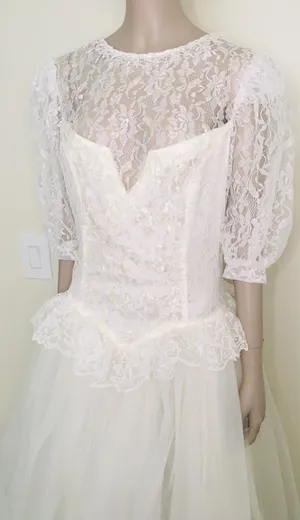 Jessica McClintock Vintage Gunne Sax Wedding Dress thumbnail 5