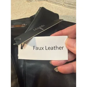 Tahari faux leather Snap-front jacket Sz M NWT thumbnail 9