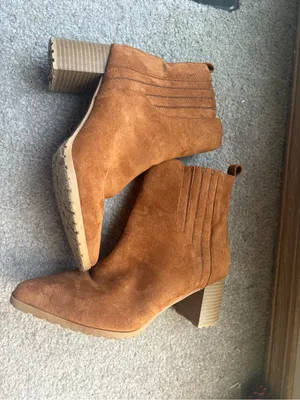 Maurices Size 8.5 Cognac Western Ankle Boots Suede-Look Block Heel thumbnail 3