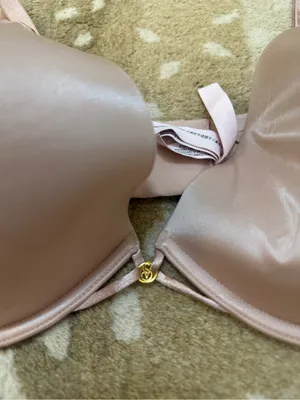 Victoria’s Secret Very Sexy Low Cut Demi Bra 36G Nude Blush Smooth thumbnail 5