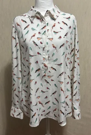 Ann Taylor Blouse White Bird Print Casual Work Whimsical Nature Lightweight M thumbnail 1
