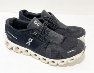 On Cloud 5 Women’s Size 8 Black White Running Sneakers Tennis Shoes Lace thumbnail 4