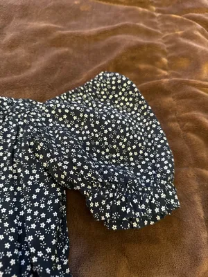 Brandy Melville Off The Shoulder Floral Top thumbnail 4