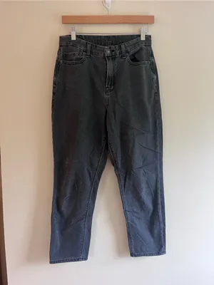 American Eagle Curvy Mom Jeans - Size Women’s 4 Short thumbnail 3