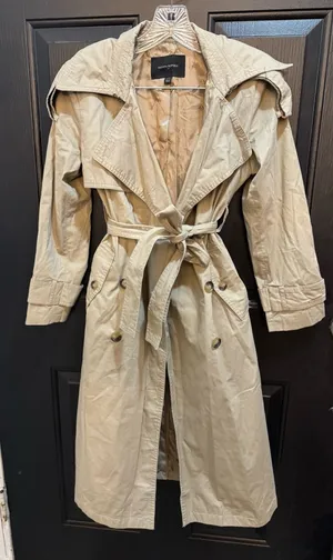 Banana Republic Tan Trench Coat thumbnail 1