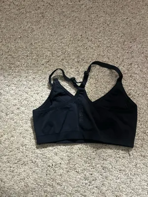 Gymshark Sports Bra thumbnail 3