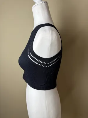By ANTHROPOLOGIE Black Sheer Ribbed Seamless Tank Top Cropped Black Size M/L thumbnail 3