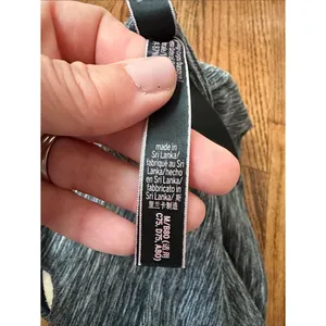 Victoria's Secret Gray Heather Twist-Front Sports Bra Size Medium thumbnail 4