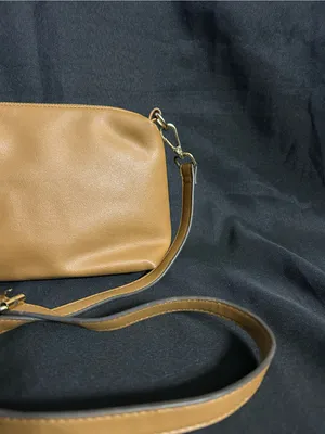 Steve Madden Women’s Classic Tan Crossbody Bag Purse thumbnail 4