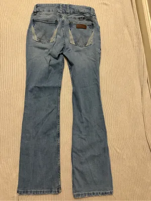 Wrangler Women's Bootcut Jeans thumbnail 3
