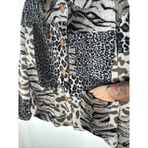 IZZI Outerwear Statement Cozy Sherpa Jacket Animal Print Patchwork Coat Button L Brown Size L thumbnail 2