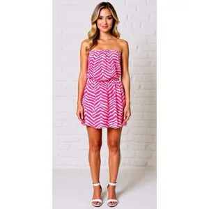 Lilly Pulitzer Strapless Dress Womens Medium Pink Chevron Ikat 82490‎ Mini Beach thumbnail 3