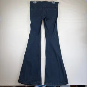 Free People Penny Pull On Flare Jeans Dark Wash Blue Denim Size 30x33 Bohemian thumbnail 9