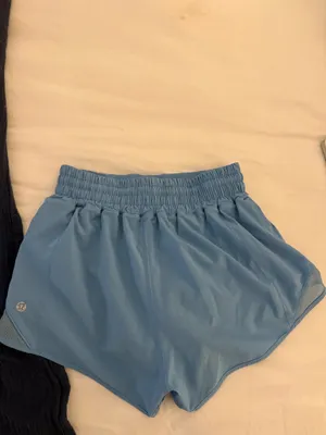 Lululemon Hotty Hot Shorts 2.5" thumbnail 2