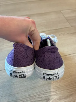 Converse Chuck Taylor Women’s Purple Lace Low Top Sneakers Size 9 thumbnail 6