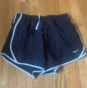 Nike Shorts thumbnail 1