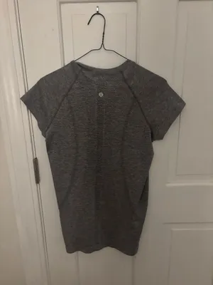 Lululemon Swiftly Tech Short Sleeve 2.0 Shirt heathered grey thumbnail 2