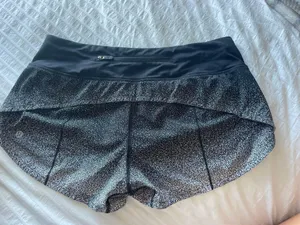 Lululemon Shorts 2.5” thumbnail 2