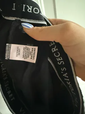 Victoria's Secret shorts thumbnail 2