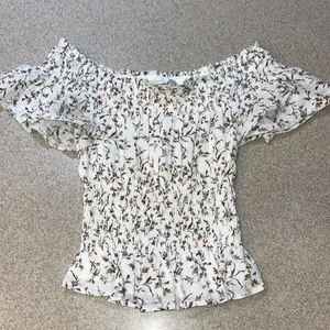 Abercrombie & Fitch Top thumbnail 1