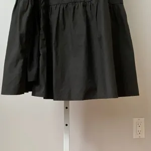 ASTR The‎ Label S Black Midi Dress Puff Sleeve Whimsigoth MinimalistParty thumbnail 3